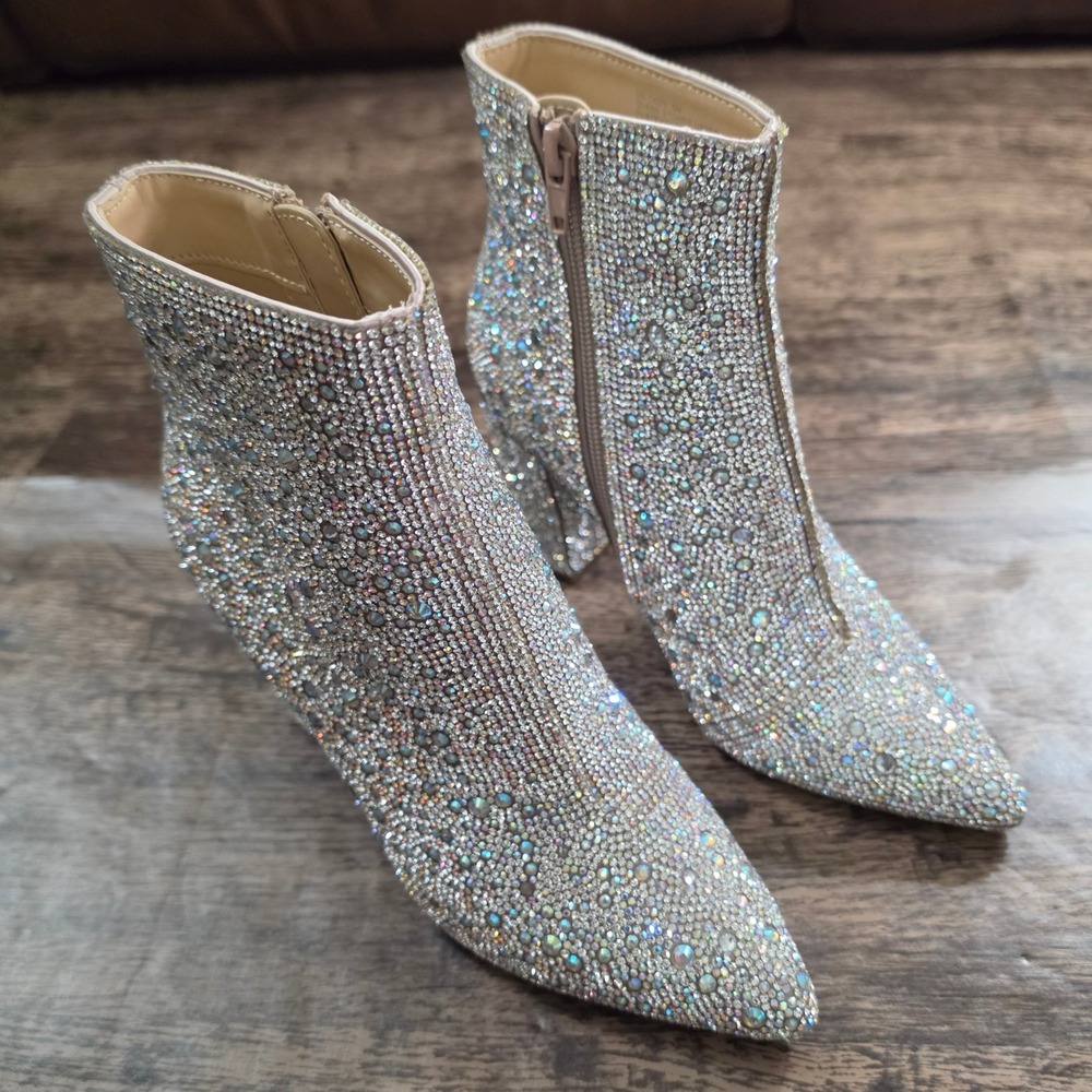 BETSEY JOHNSON SB-CADY Booties 5 Silver Rhinestone Block Heel Pointed Toe New!